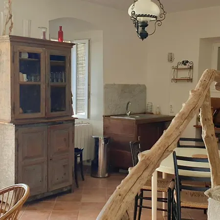 Сasa de vacaciones Maison De Charme Avec Terrasse Vue Sur *