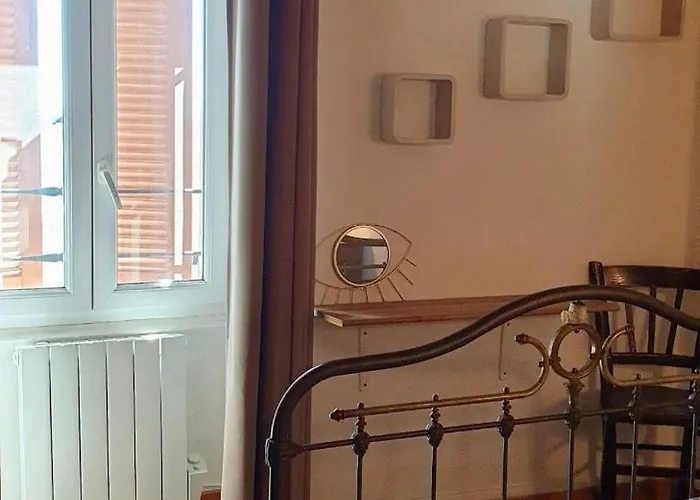 Maison De Charme Avec Terrasse Vue Sur