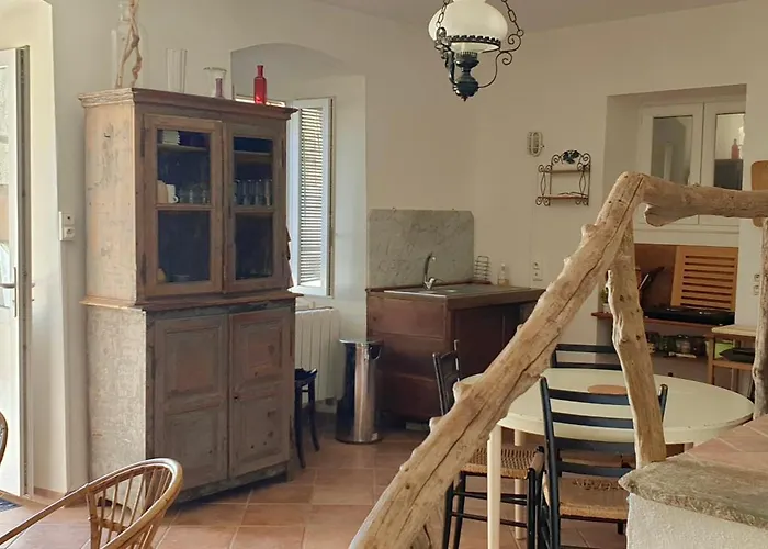 Сasa de vacaciones Maison De Charme Avec Terrasse Vue Sur *