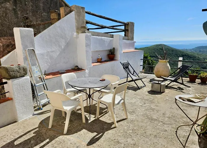 Maison De Charme Avec Terrasse Vue Sur Rogliano