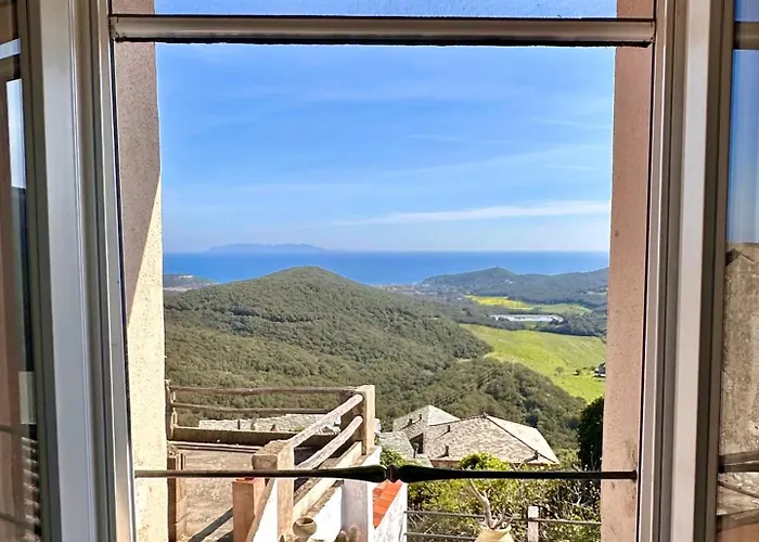 Maison De Charme Avec Terrasse Vue Sur Casa de Férias Rogliano